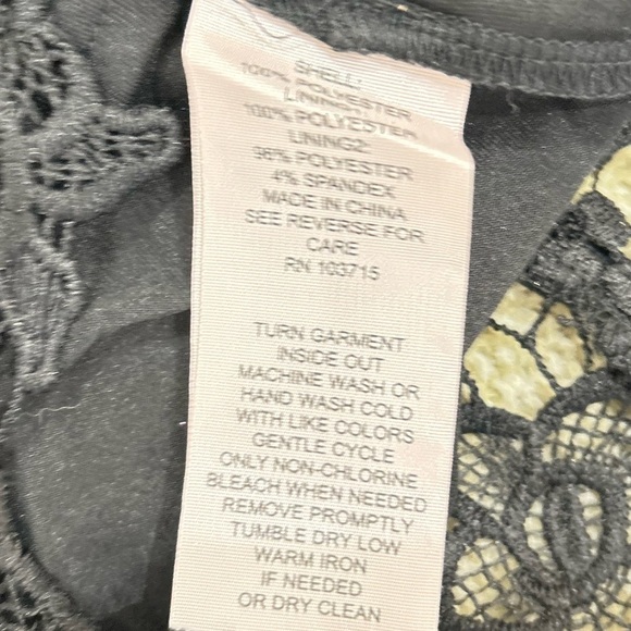 NWT Nanette lepore black lace sleeveless lined blouse gold back zip size small - Picture 14 of 14